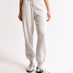 Abercrombie brand new with tags Gray Sweatpants
